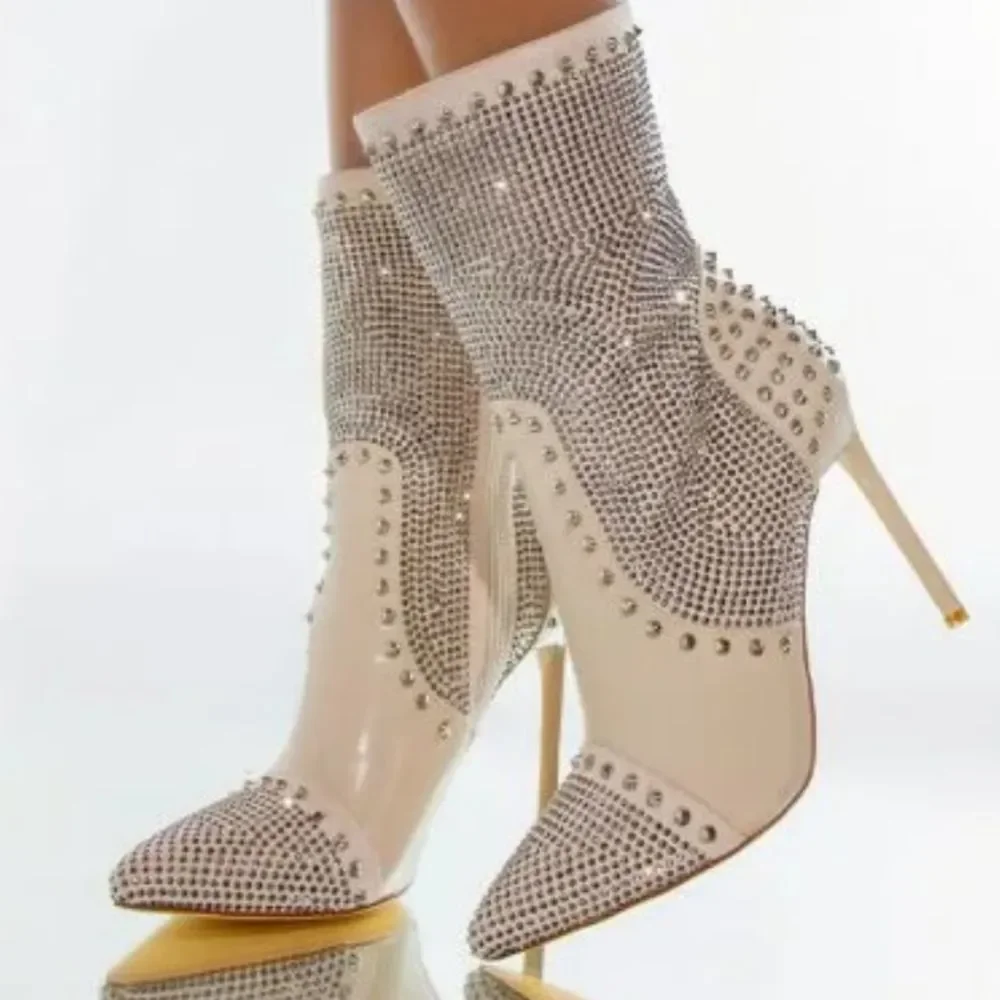 AZALEA WANG EMBROIDERY STILETTO HEEL BOOTIE - Picture 7 of 7